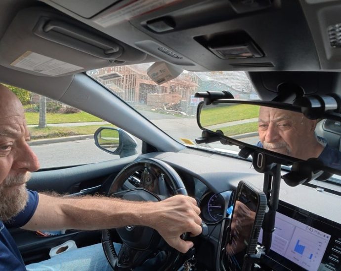 why-‘unretired’-seniors-are-picking-up-gig-work-to-pay-the-bills