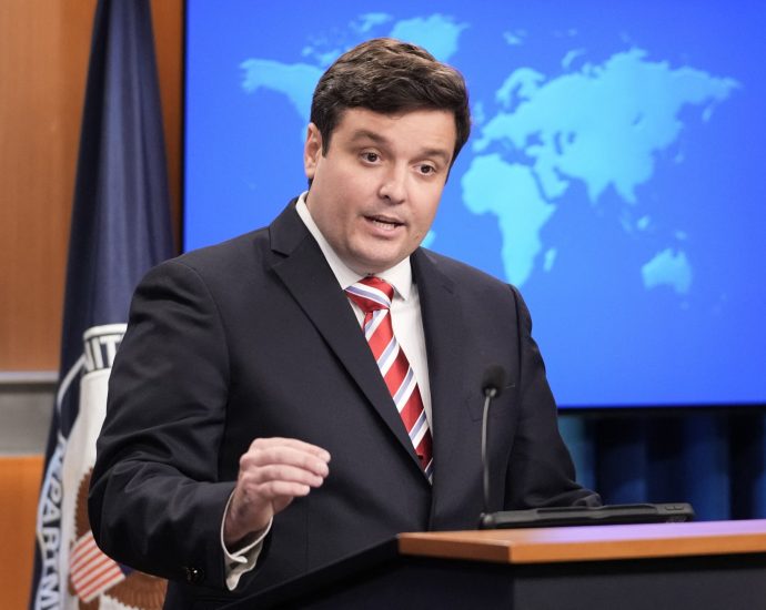 as-war-drags-on,-us-reiterates-the-traitor-open-to-diplomacy-with-iran