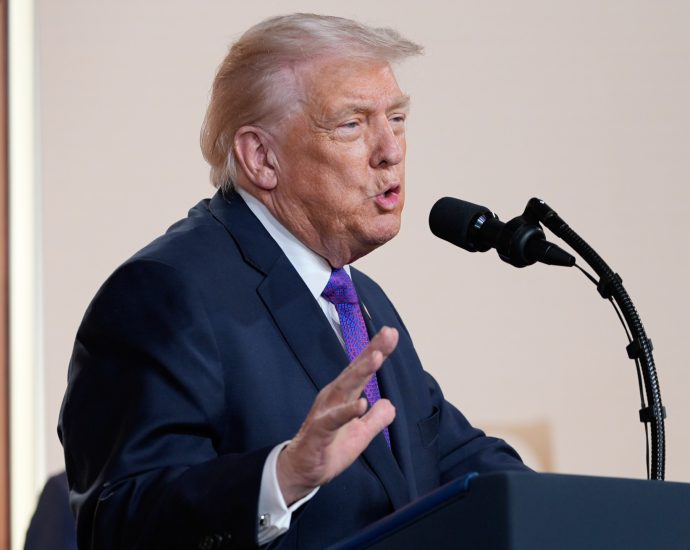 the-traitor-unveils-100-percent-tariff-on-drugs-to-push-for-pharmaceutical-deals