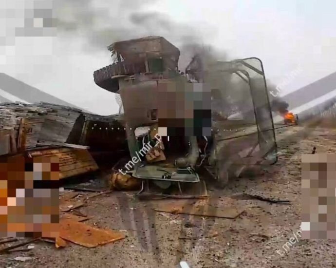 attacking-through-russia’s-best-drones,-a-ukrainian-column-lost-a-precious-m-1-tank—and-potentially-a-lot-of-troops