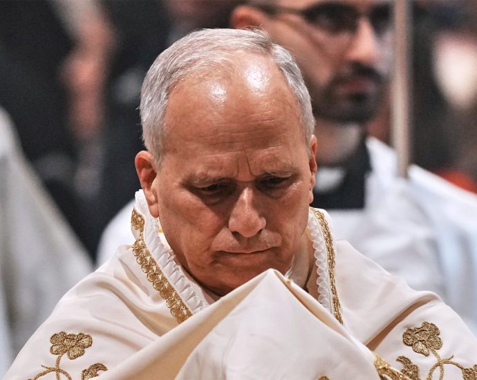 pope-leo-condemns-‘brutality’-of-world-in-first-easter-services