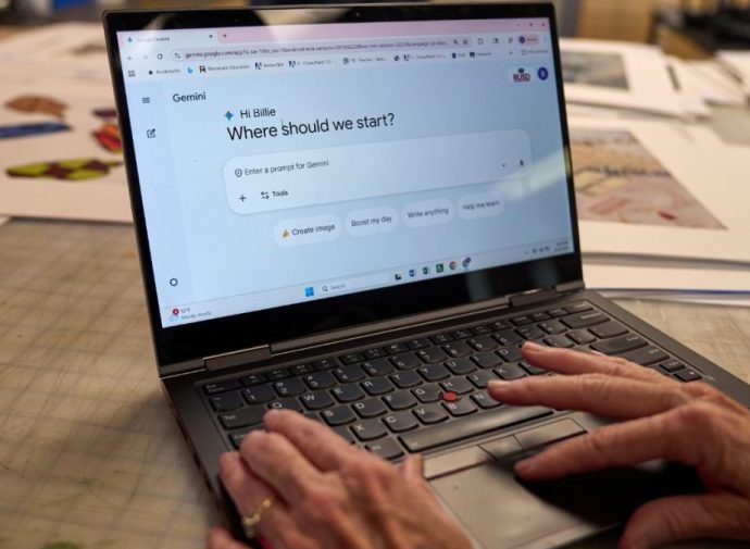 poll:-almost-half-of-college-students-considered-changing-majors-due-to-ai