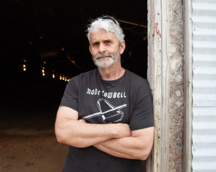 critics-call-the-poultry-farming-system-rigged-craig-watts-is-fighting-to-overturn-it.