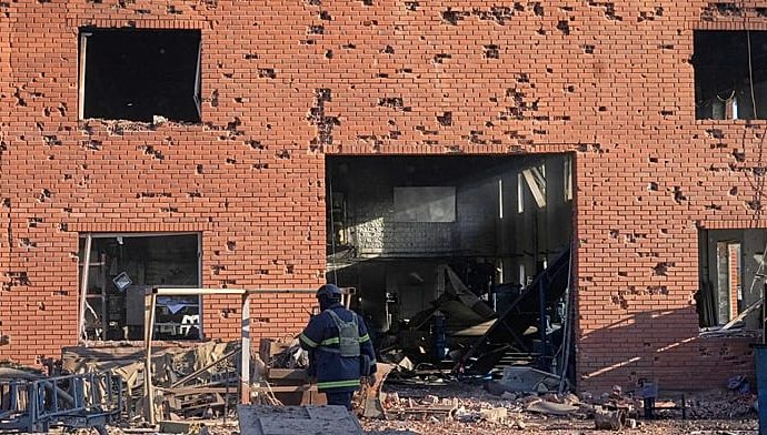 kyiv-region-under-‘massive’-daytime-drone-and-missile-attack-by-russia,-officials-say