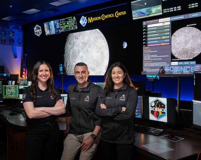 meet-nasa’s-new-artemis-ii-science-officers