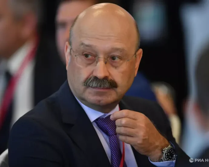 another-russian-national-off-the-us-sanctions-list-—-this-time-a-former-finance-minister-who-ran-russia’s-third-largest-bank