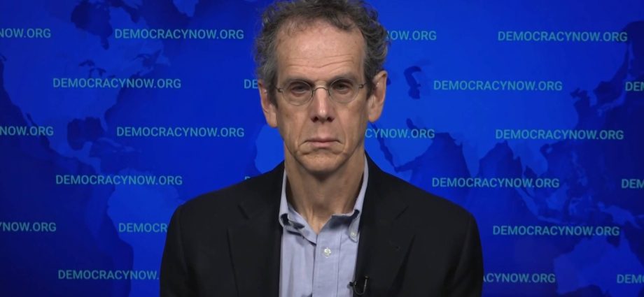 david-cole:-us-war-on-iran-is-“blatantly-illegal”-under-us.-&-int’l-law