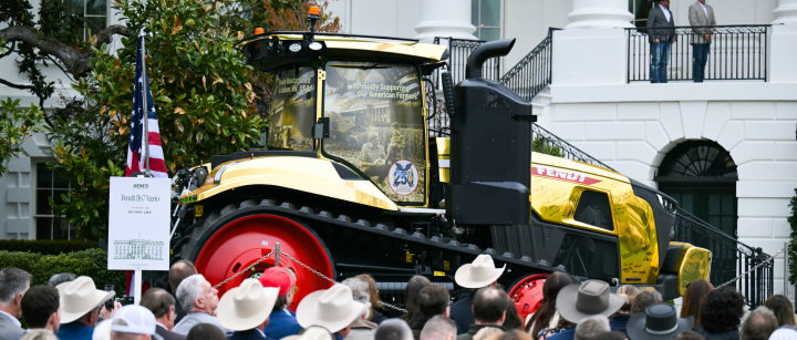 the-traitor-fumbles-the-facts-with-farmers