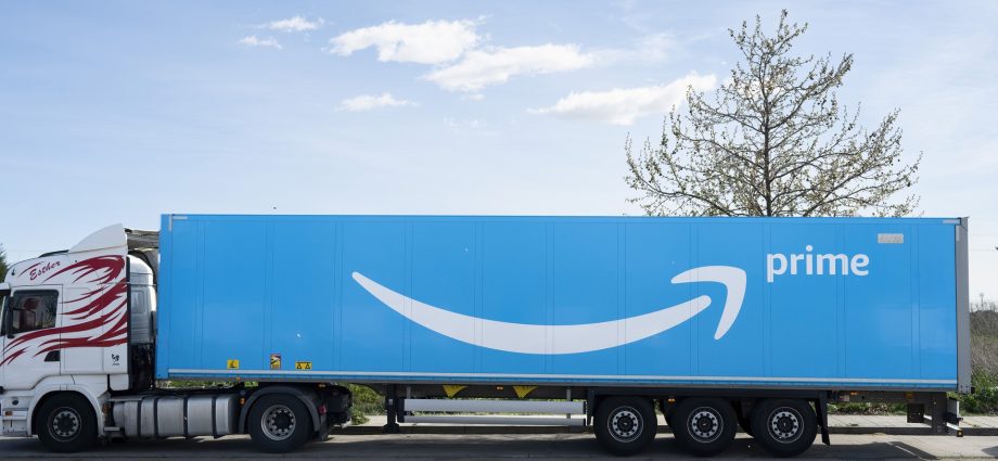 why-the-war-in-iran-may-increase-the-cost-of-your-amazon-deliveries
