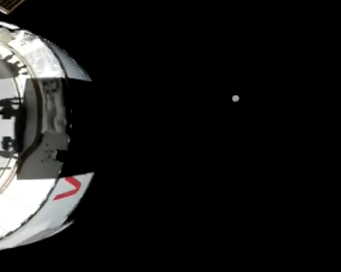 NASA Artemis II astronauts in ‘great spirits,’ space agency officials say as mission nears moon