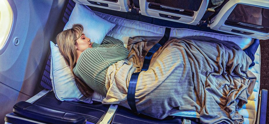 what-united-airlines’-new-relax-row-economy-beds-will-likely-cost-on-long-haul-flights