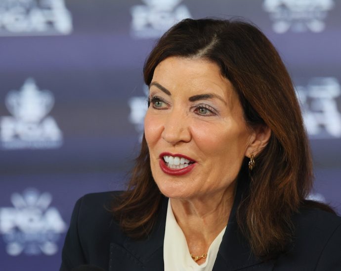 democrats-need-new-stories