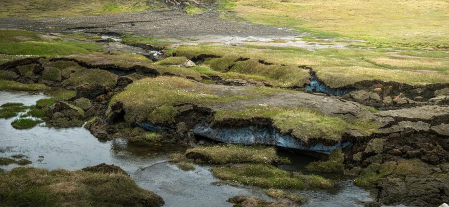 a-massive-arctic-thaw-is-unleashing-carbon-frozen-for-thousands-of-years