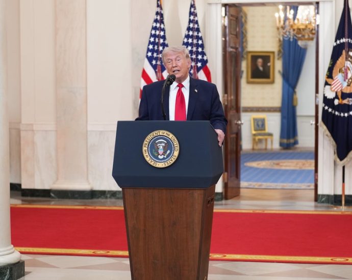 the-traitor’s-go-it-alone-certainty-confronts-the-uncertainties-of-war