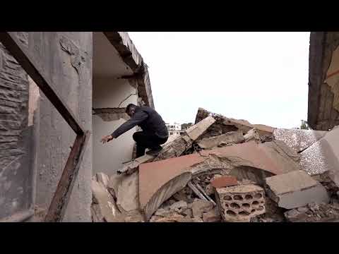 rescuers-in-lebanon-search-for-survivors-after-israeli-strikes