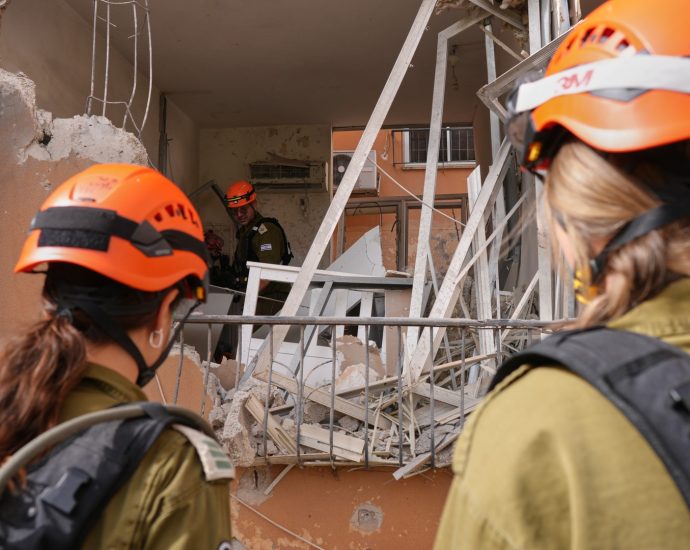 the-traitor-warns-‘time-is-running-out’-for-iran-as-us-signals-more-strikes