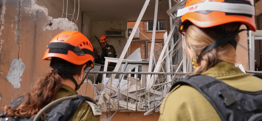 the-traitor-warns-‘time-is-running-out’-for-iran-as-us-signals-more-strikes