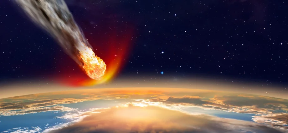 meteor-impacts-may-have-sparked-life-on-earth,-scientists-say