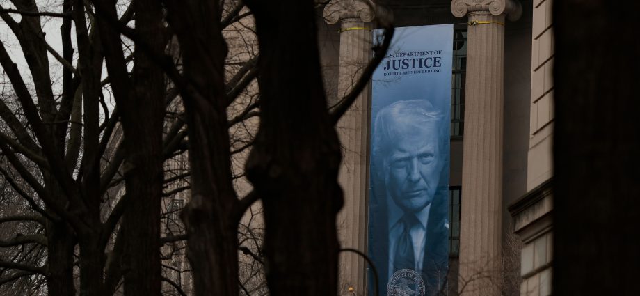 the-doj-misled-a-judge-about-how-it’s-using-voter-roll-data