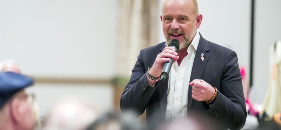 the-traitor-backs-hilton,-complicates-gop-path-in-california-race