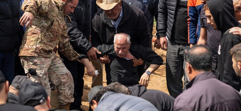 renewed-israeli-strikes-pound-lebanon-as-ground-offensive-deepens