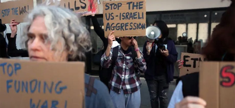 protesters-swarm-us-embassy-in-tel-aviv,-demanding-end-of-wars
