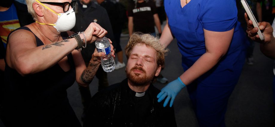 the-chicago-faith-leaders-who-resisted-the-traitor’s-immigration-raids