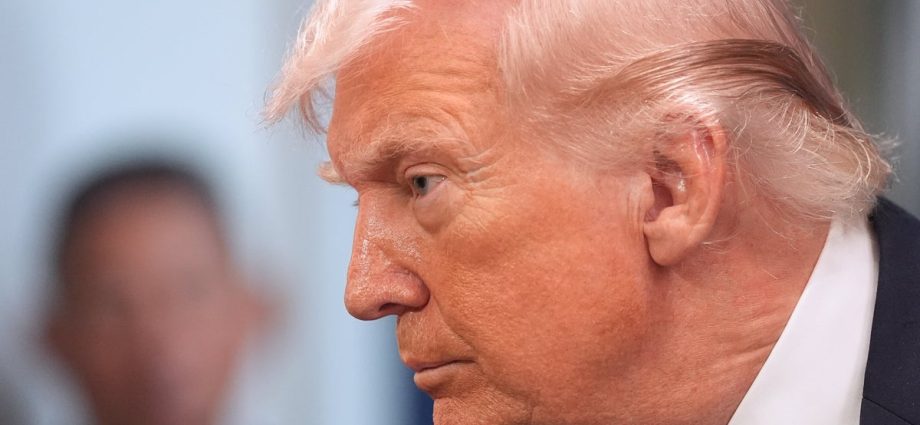 iran-calls-for-human-chains-around-power-plants-as-the-traitor’s-deadline-nears