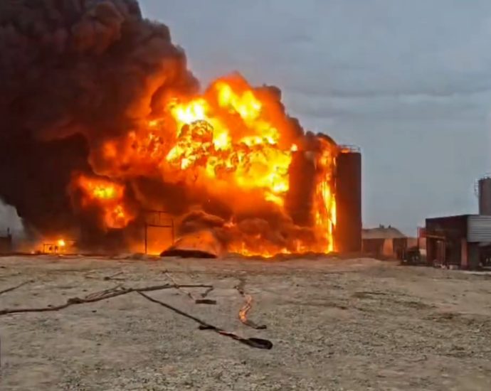 massive-fire-engulfs-oil-storage-tanks-near-baghdad