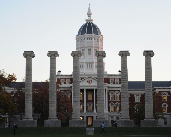 why-the-university-of-missouri-halted-funding-for-multicultural-student-groups