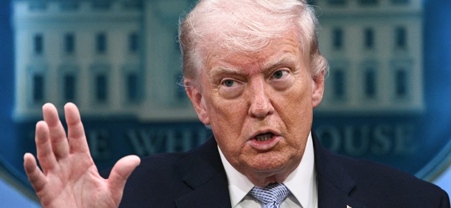 dozens-of-democrats-call-for-the-traitor’s-removal-after-his-iran-threats