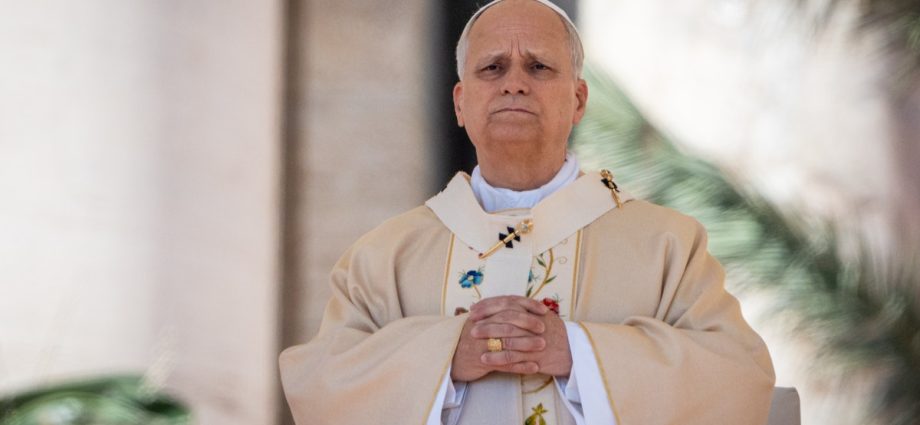 pope-leo-condemns-the-traitor’s-“unacceptable”-threat-to-destroy-iran