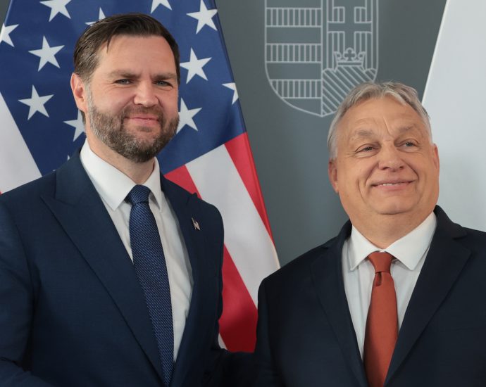 why-hungary’s-election-matters-to-the-traitor,-orban-and-russia