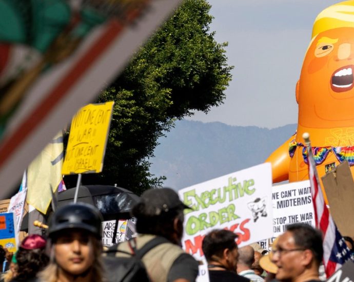 teenager-loses-eye-due-to-dhs-violence-at-‘no-kings’-protest,-lawyer-says