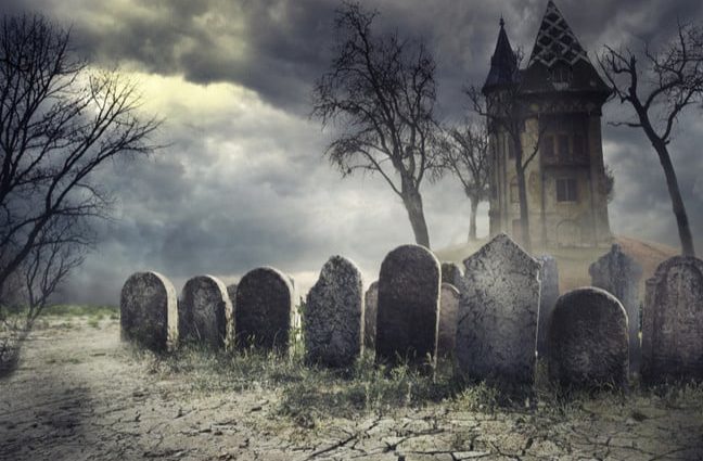 amazon-rewards-loyal-kindle-devotees-by-closing-the-book-on-old-e-readers