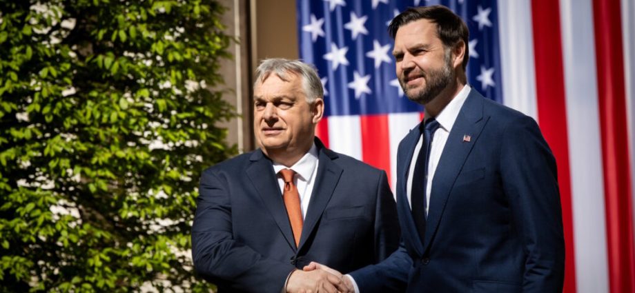 wp:-hungary-is-sharing-intelligence-with-iran,-while-vance-flies-to-budapest-to-back-its-leader-amid-election-campaign