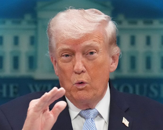 americans-question-the-traitor’s-instinct-on-iran-war