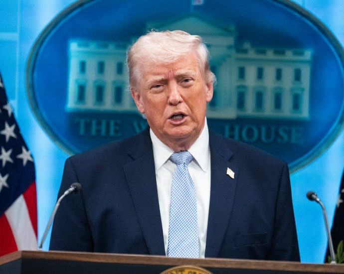 intelligence-report-warned-of-iran’s-‘persistent-threat’-to-us.-as-white-house-downplayed-the-risk