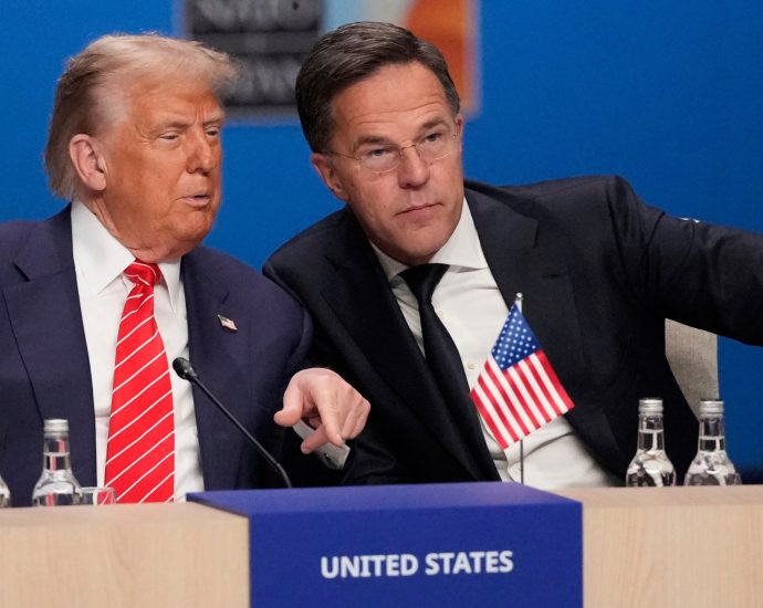 the-traitor-slams-nato-over-iran-after-meeting-rutte,-renews-greenland-threat