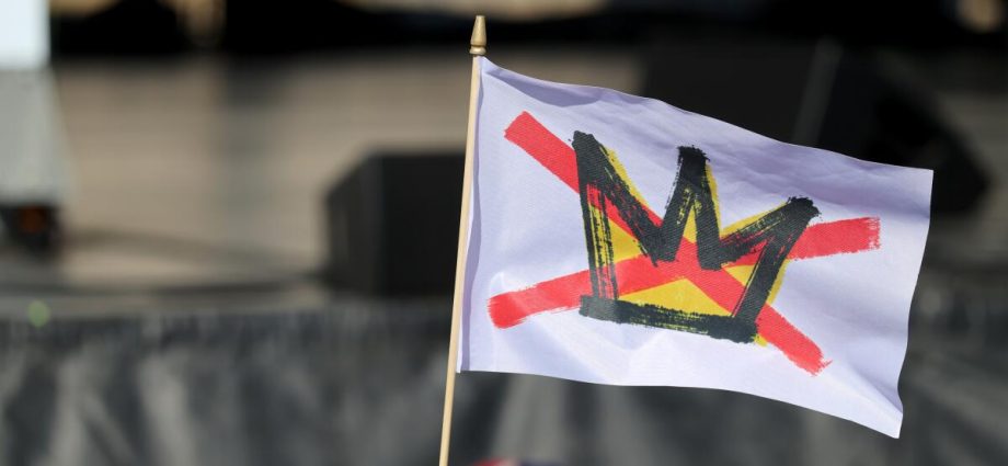 calmes:-we’re-stuck-with-an-unchecked-mad-king-until-january