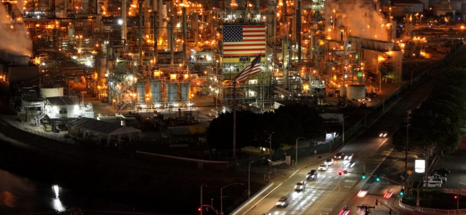 iran-energy-shock-tests-limits-of-the-traitor’s-vision-of-us-energy-dominance