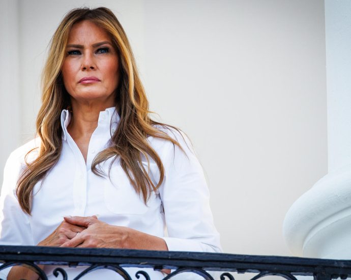 melania-the-traitor-denies-ties-to-jeffrey-epstein-and-calls-for-congress-to-hold-a-hearing-for-survivors
