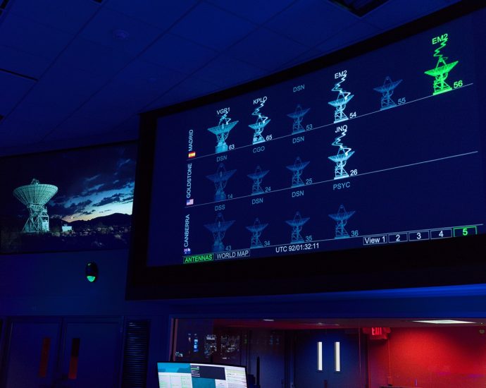 the-deep-space-network-acquires-artemis-ii-signal