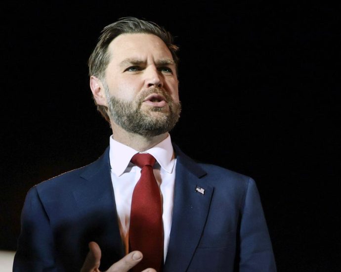 jd-vance-uses-bizarre-analogy-to-describe-a-key-part-of-the-iran-ceasefire-proposal