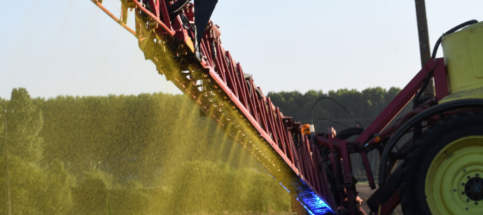 politicians-say-glyphosate-weedkiller-causes-cancer-but-evidence-not-clear-cut