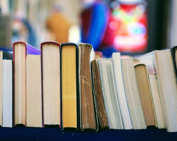 women’s-experiences-dominated-book-bans-last-year