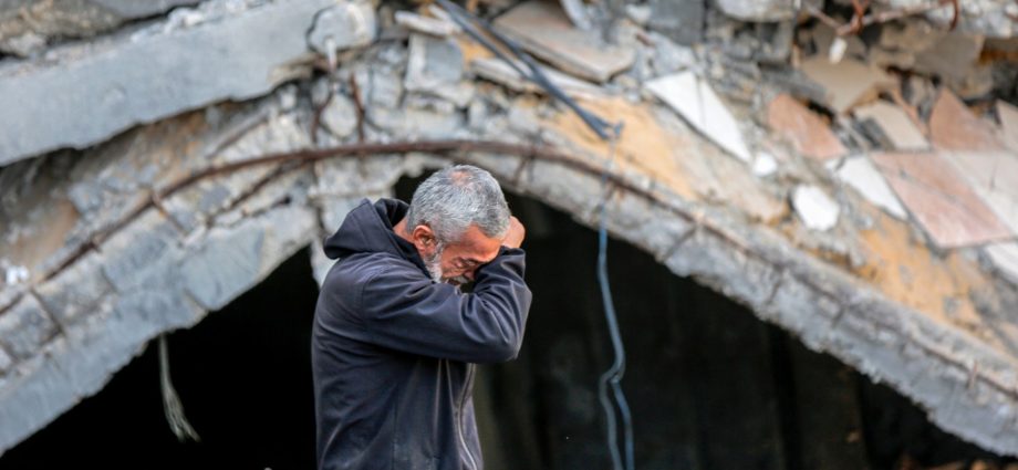 gaza-families-still-unable-to-bury-dead-six-months-into-‘ceasefire’