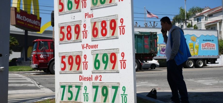 inflation-rises-in-us-amid-iran-war,-hormuz-blockade