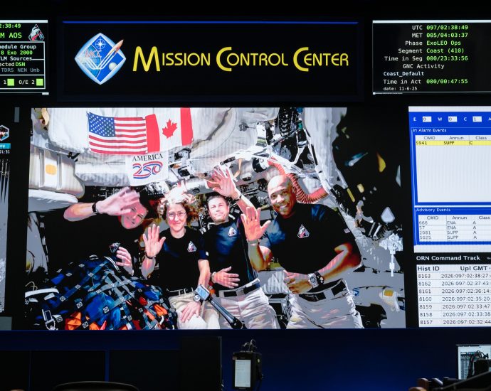 artemis-ii-flight-day-10:-crew-sets-for-final-burn,-splashdown