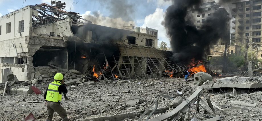 fragile-iran-war-ceasefire-under-strain-as-americans-feel-economic-impacts